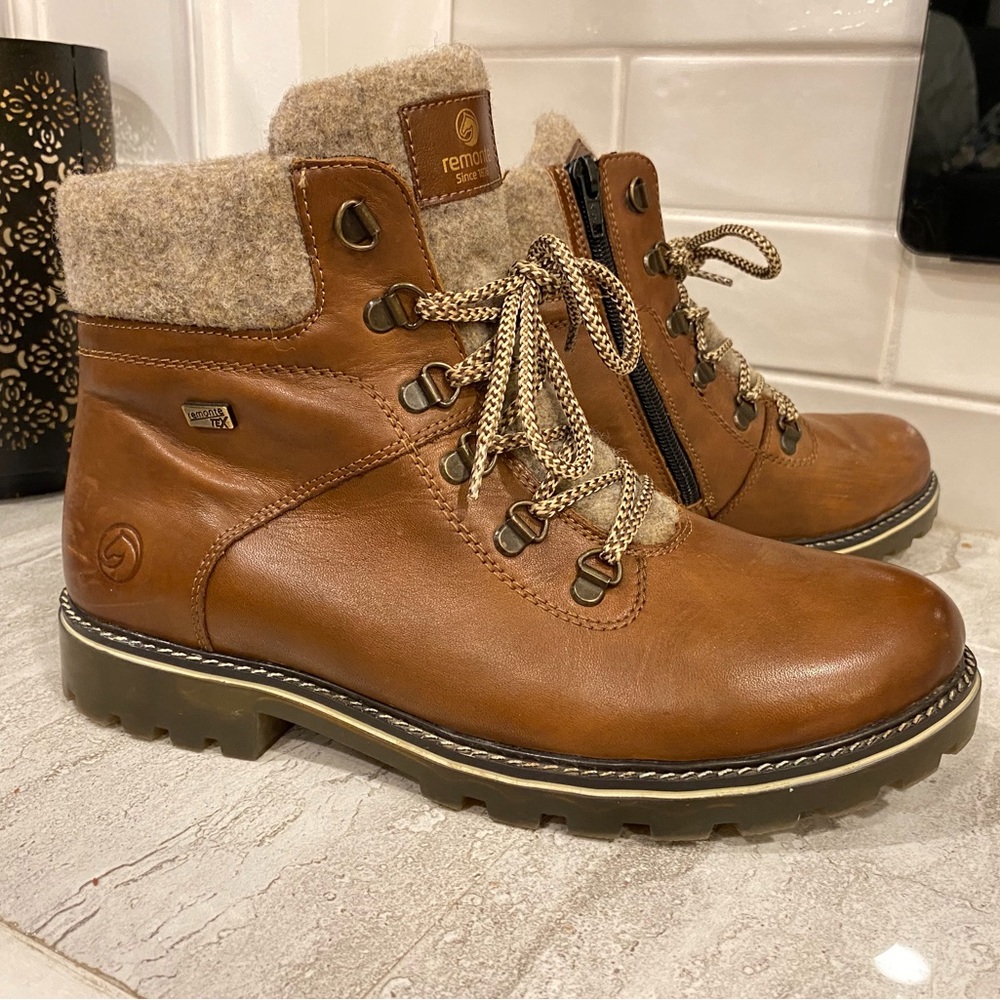Remonte D8462 side-zip mid ankle lined hiker-style winter boots NWOT